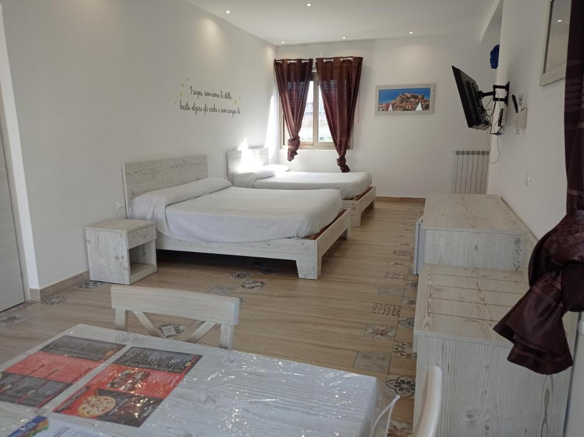 Sicily Rooms Appartamenti 卡里尼 外观 照片