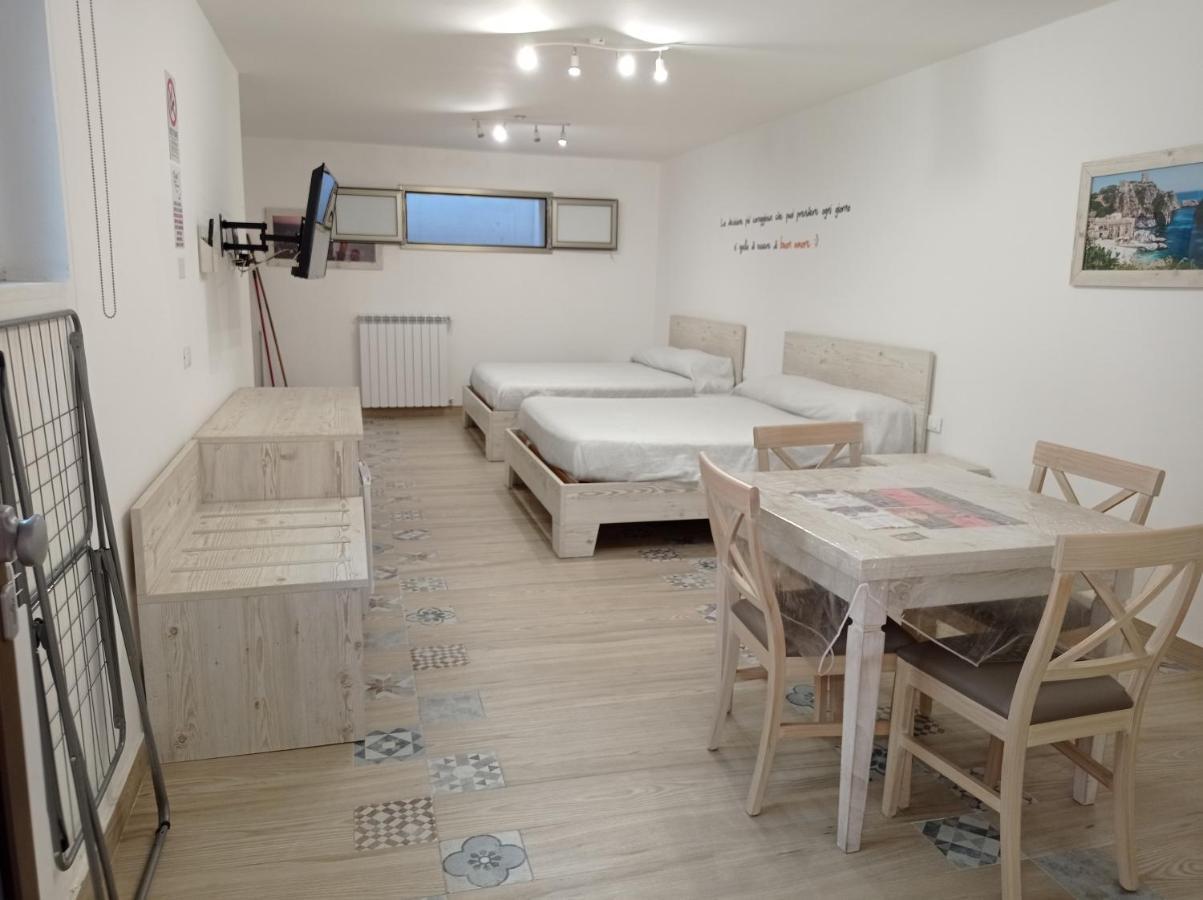 Sicily Rooms Appartamenti 卡里尼 外观 照片