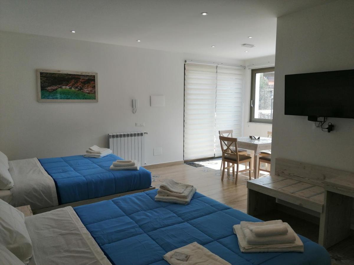 Sicily Rooms Appartamenti 卡里尼 外观 照片