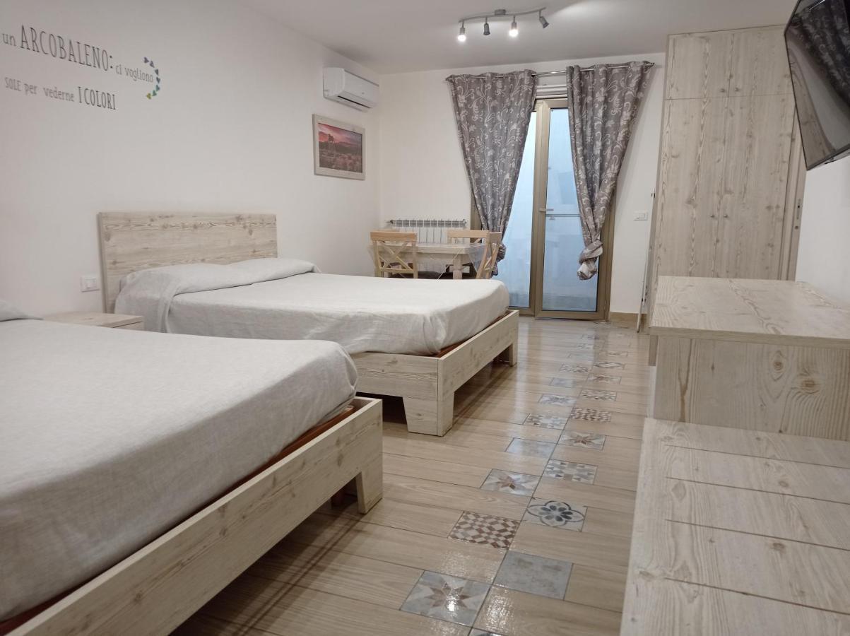 Sicily Rooms Appartamenti 卡里尼 外观 照片
