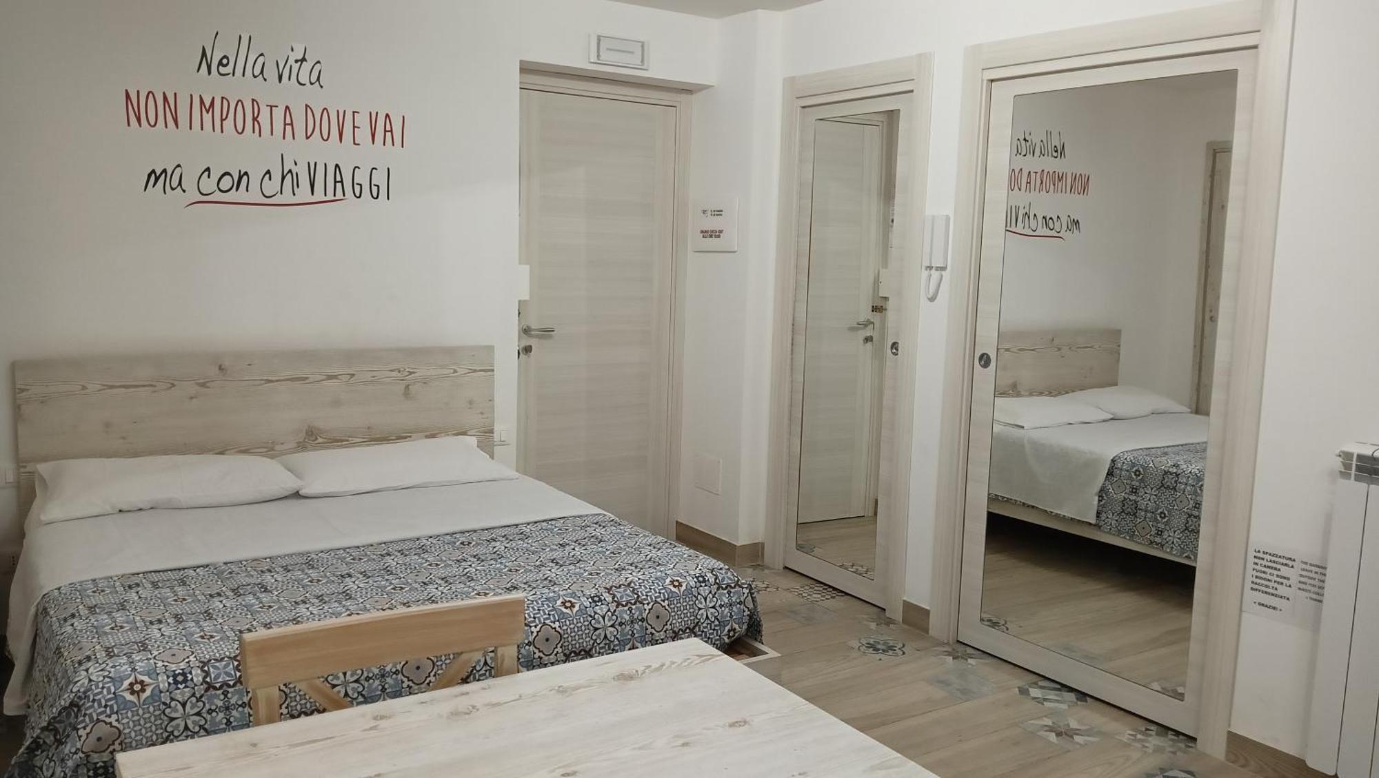 Sicily Rooms Appartamenti 卡里尼 外观 照片