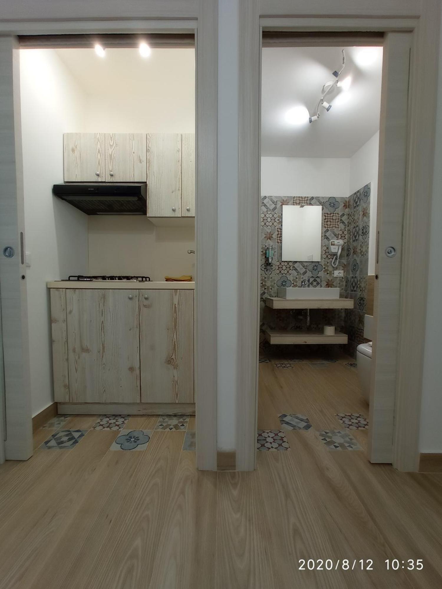 Sicily Rooms Appartamenti 卡里尼 客房 照片